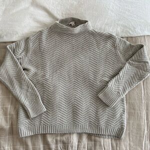 Gap turtleneck sweater